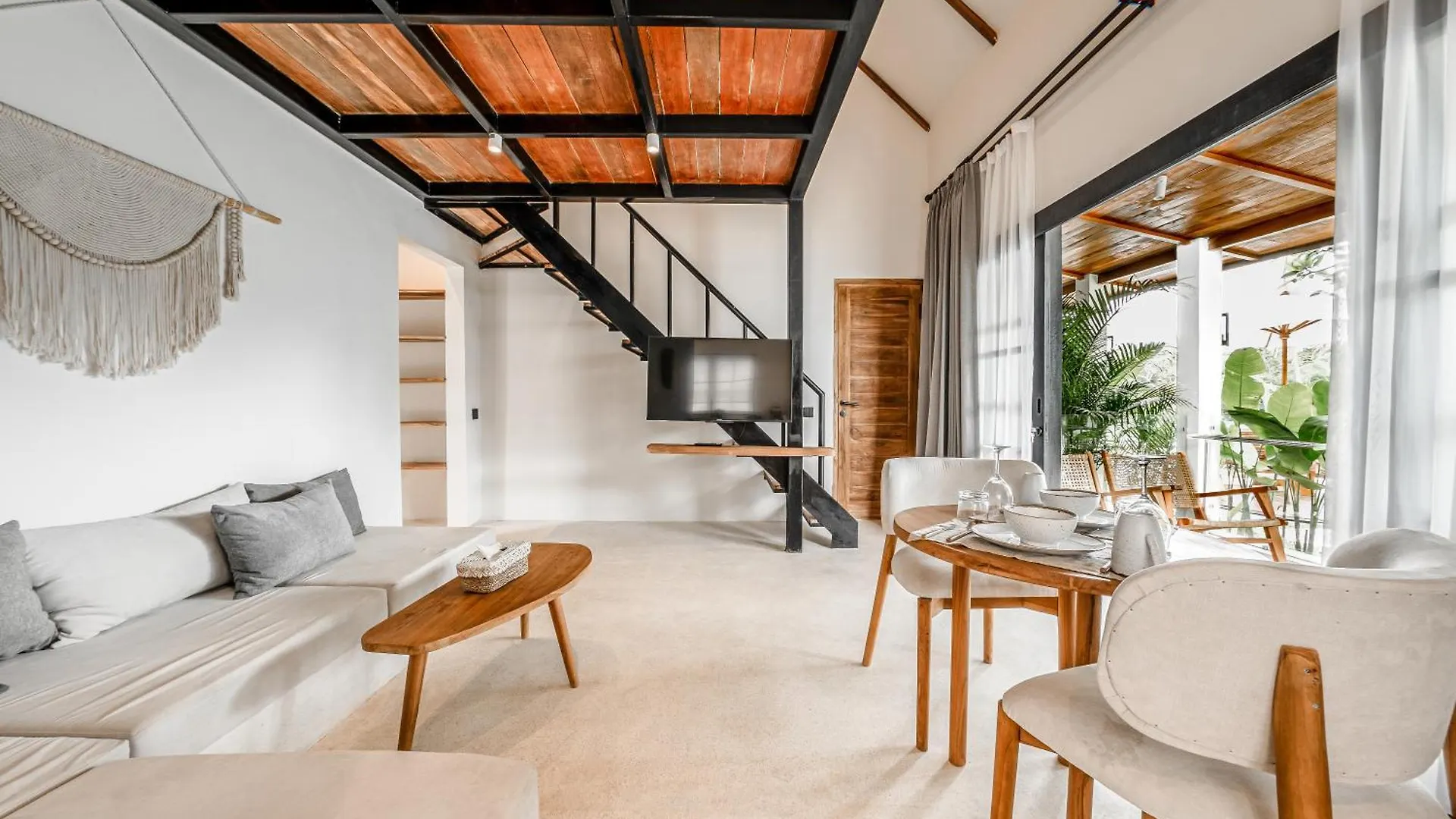 Hotel Sarang Apartments By Evdekimi Ubud Indonesia