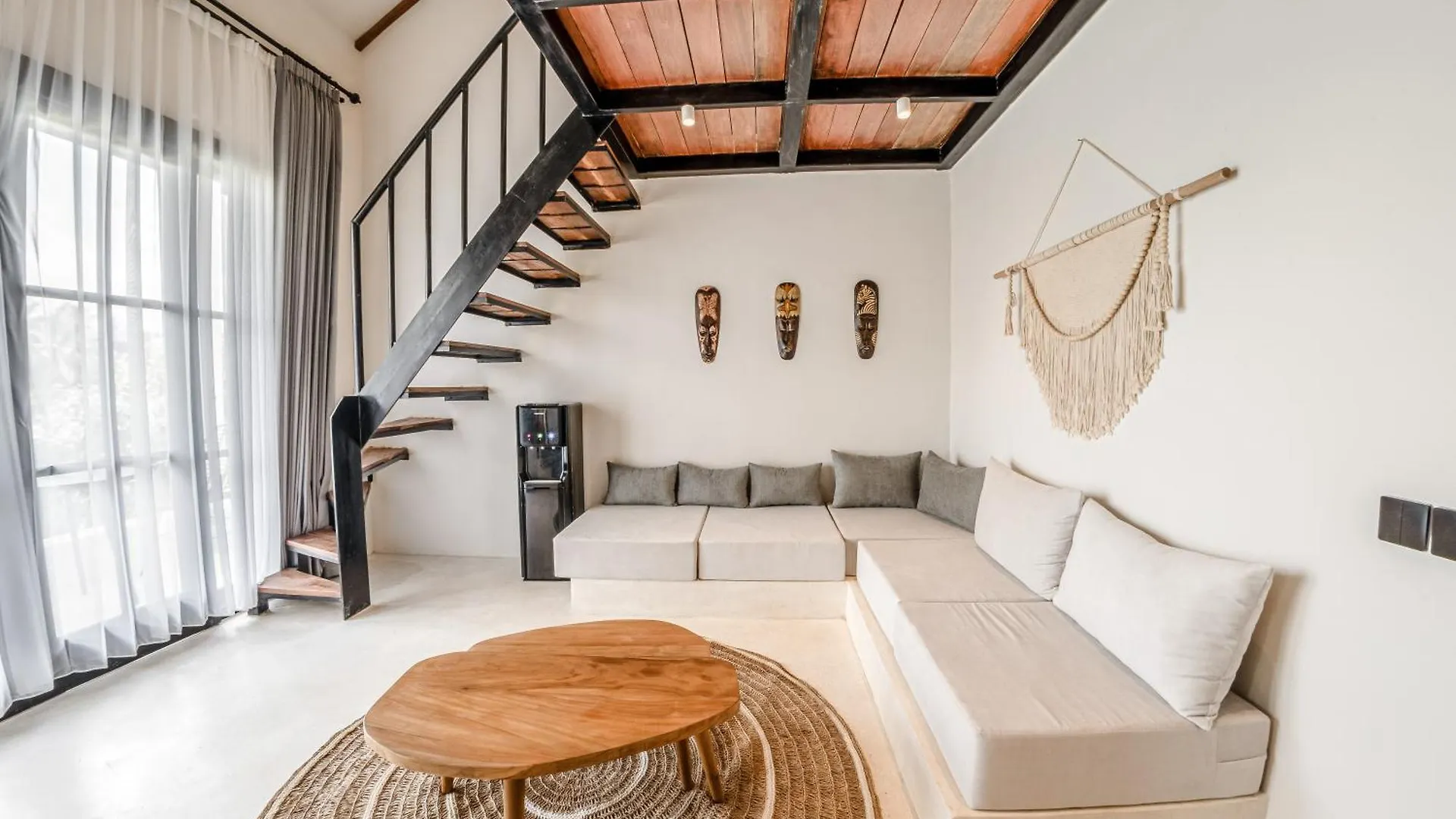Sarang Apartments By Evdekimi Ubud Hotel